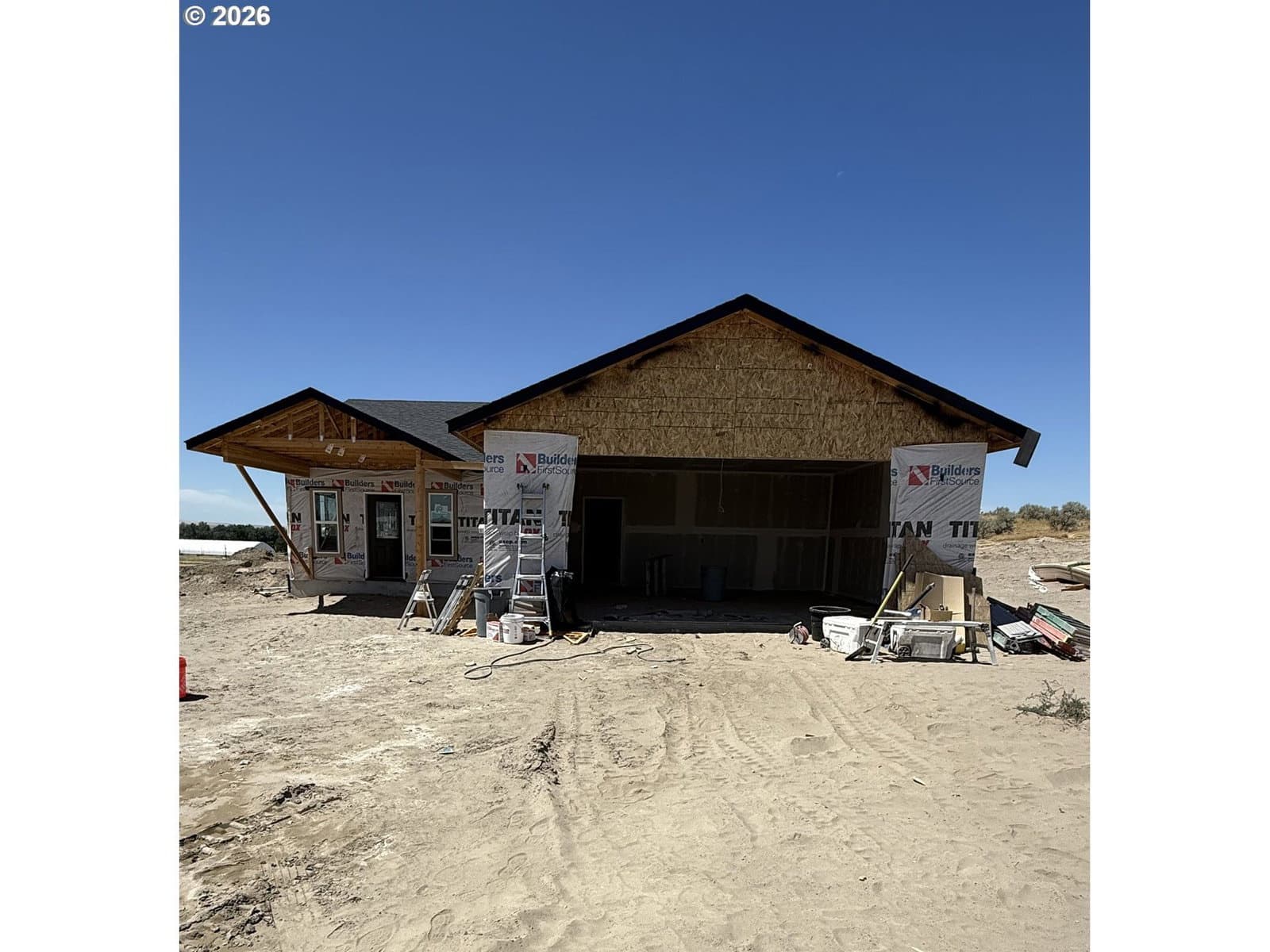 Listing photo 1 of 6