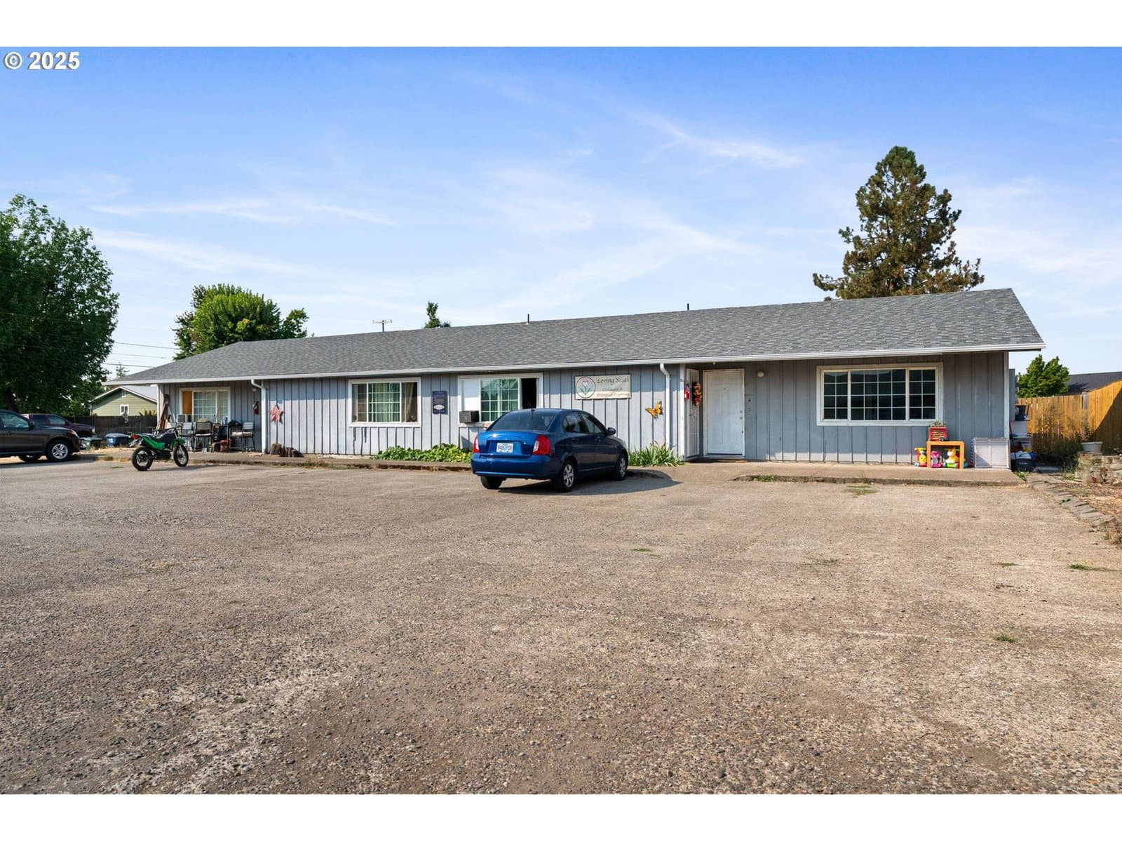 Listing photo 1 of 6