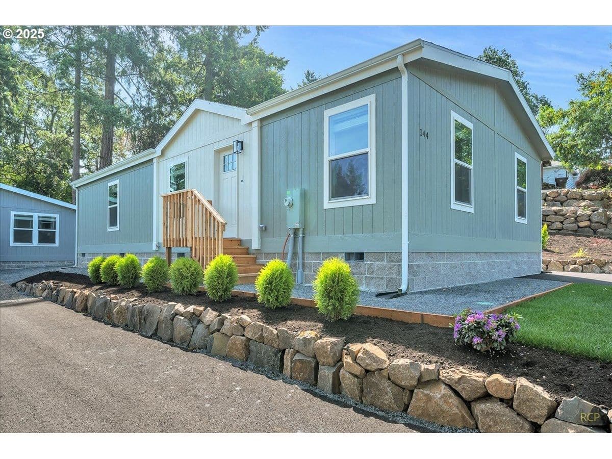 Primary listing photo, 144 S 6th ST, St Helens, OR, 97051