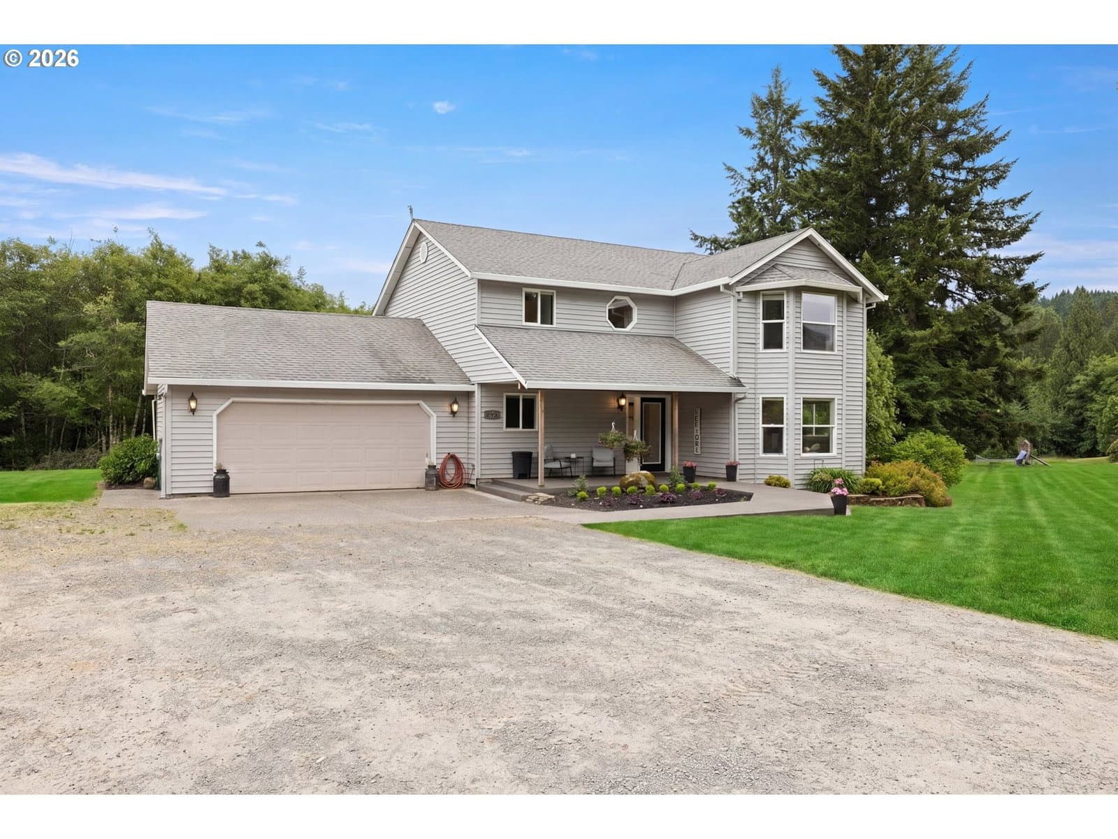 Listing photo 1 of 6