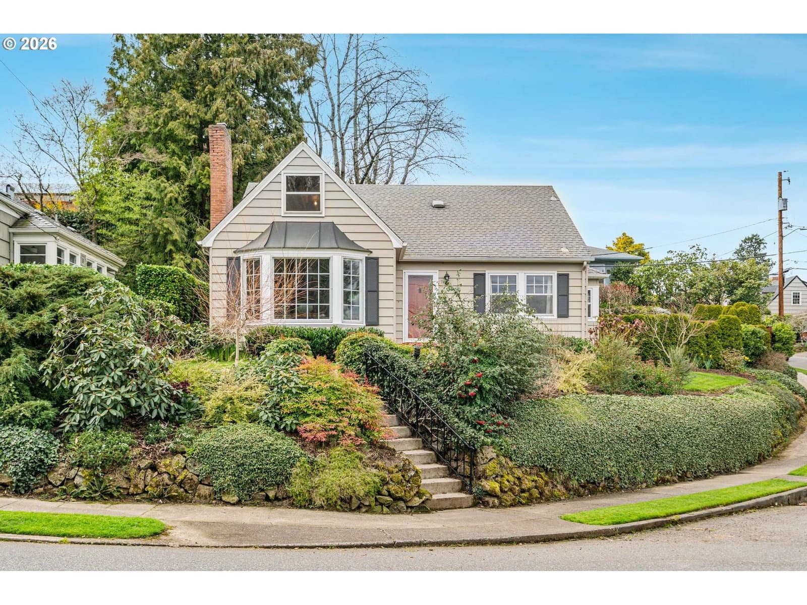 Primary listing photo, 606 SW EVANS ST, Portland, OR, 97219