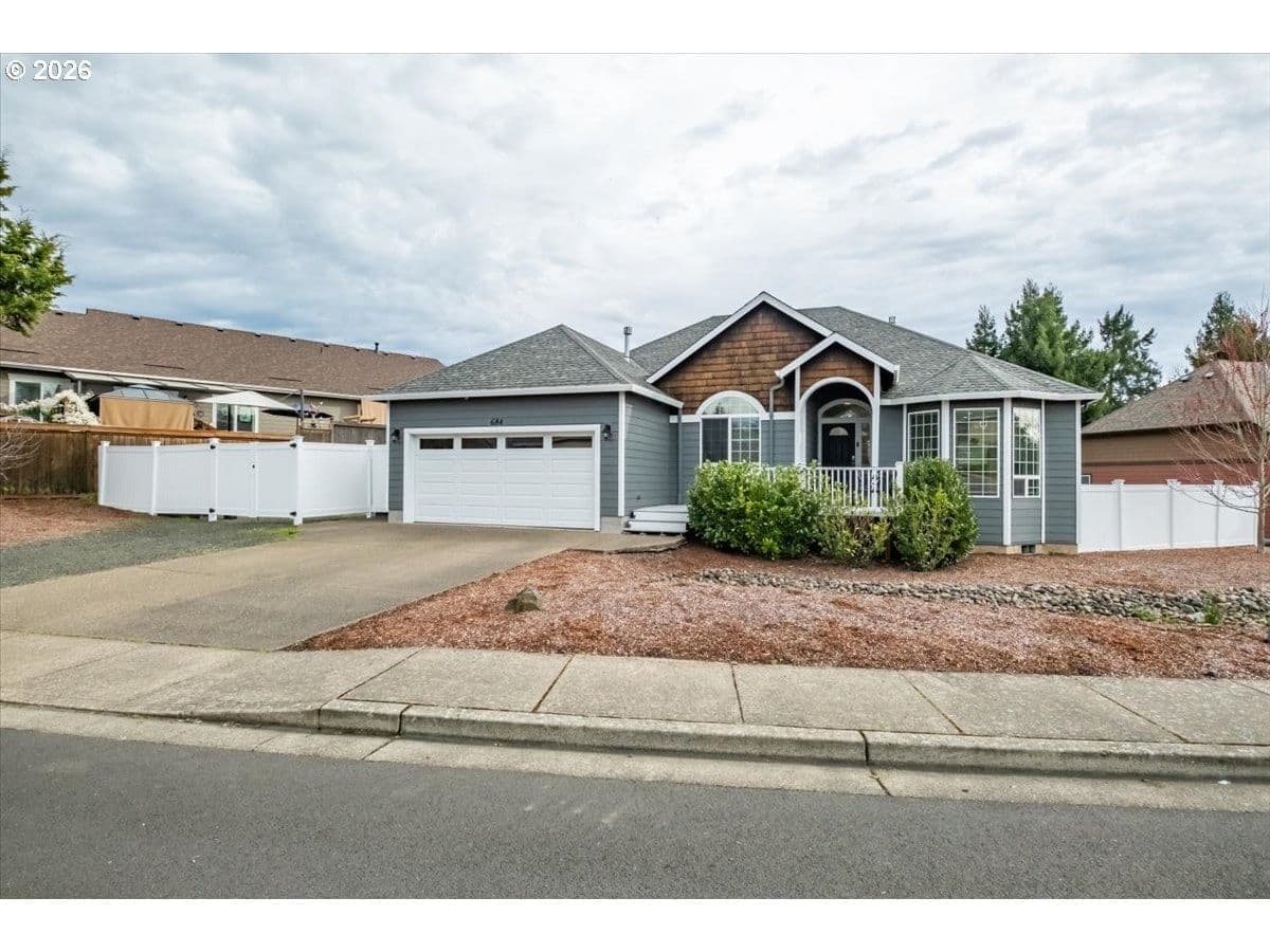 Primary listing photo, 684 NW JASPER ST, Dallas, OR, 97338