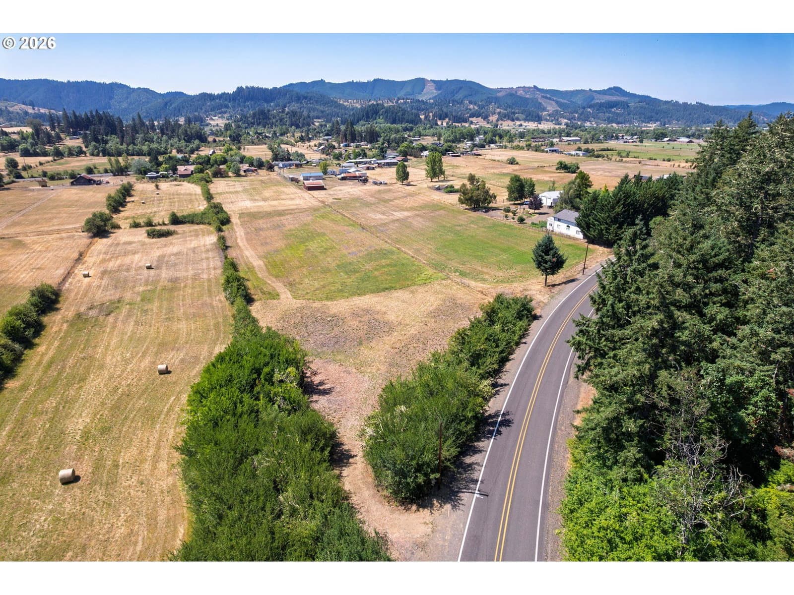 Listing photo 1 of 6