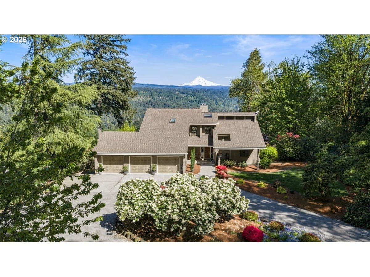 Listing photo 1 of 6