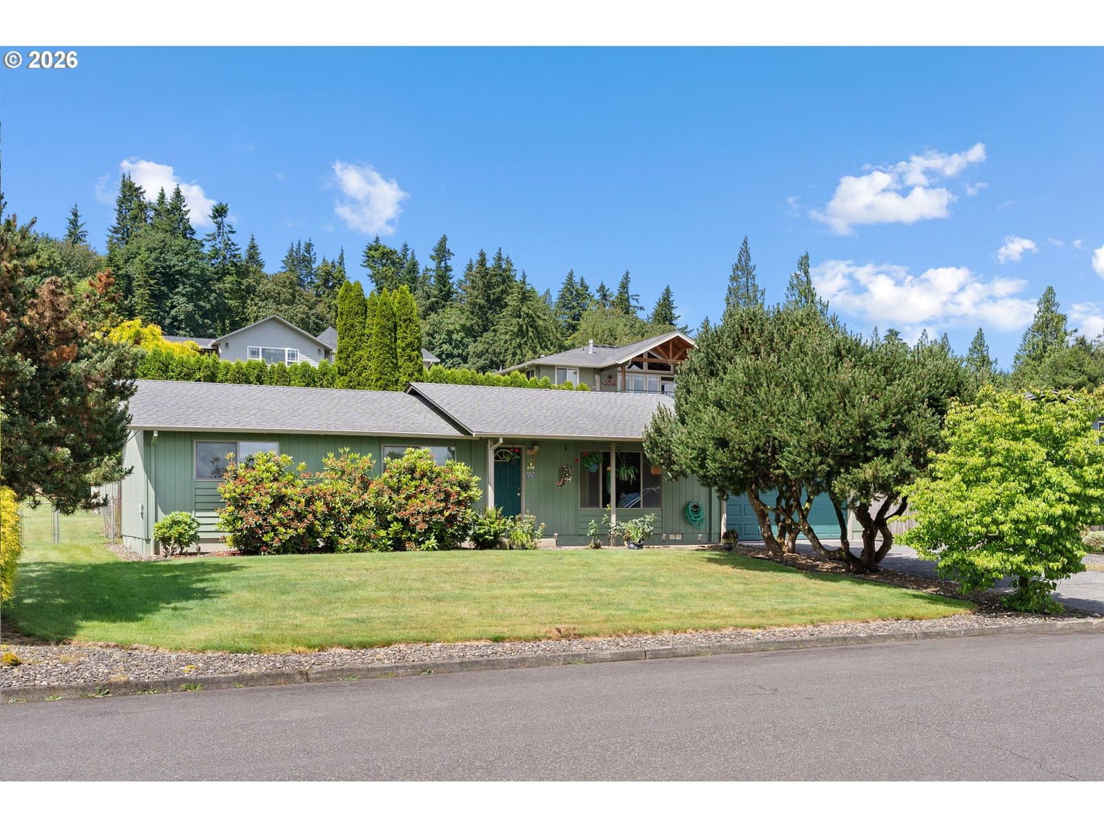 Listing photo 1 of 6