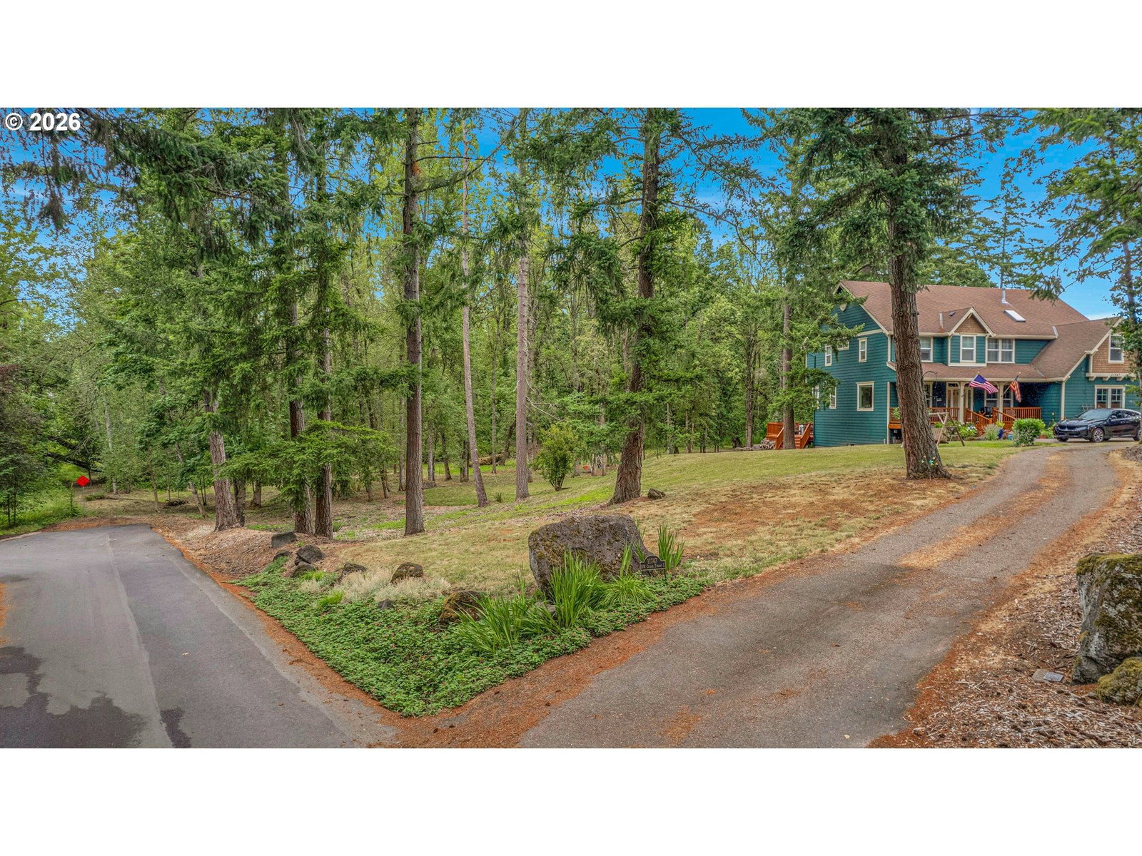 Listing photo 1 of 6